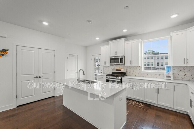 Foto del edificio - 1806 Swales Ct