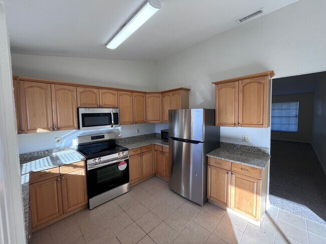 Foto del edificio - Sutton Ridge 3/2 with Garage near SR408 & ...