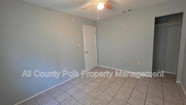 Foto del edificio - 1344 Reynolds Rd