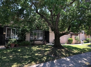 Building Photo - 3509 Sampson Ct