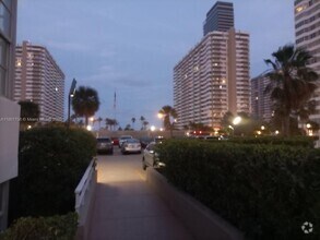 Building Photo - 1965 S Ocean Dr