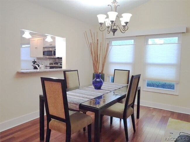 Foto del edificio - 10906 W Cove Harbor Dr