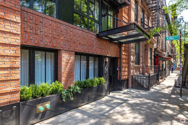 Building Photo - 54 Macdougal St