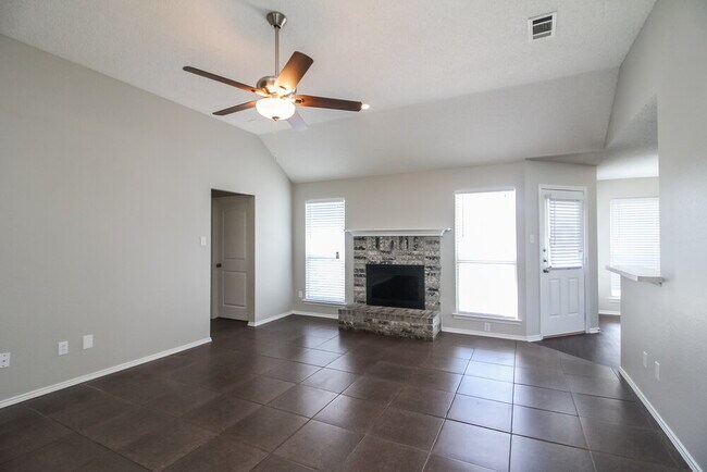 Foto del edificio - 706 Valleycreek Rd