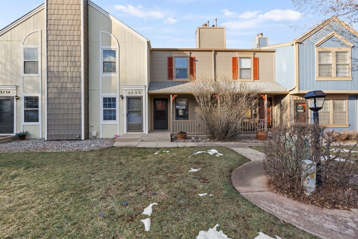 Primary Photo - 2BD/2BA West Side Townhome
