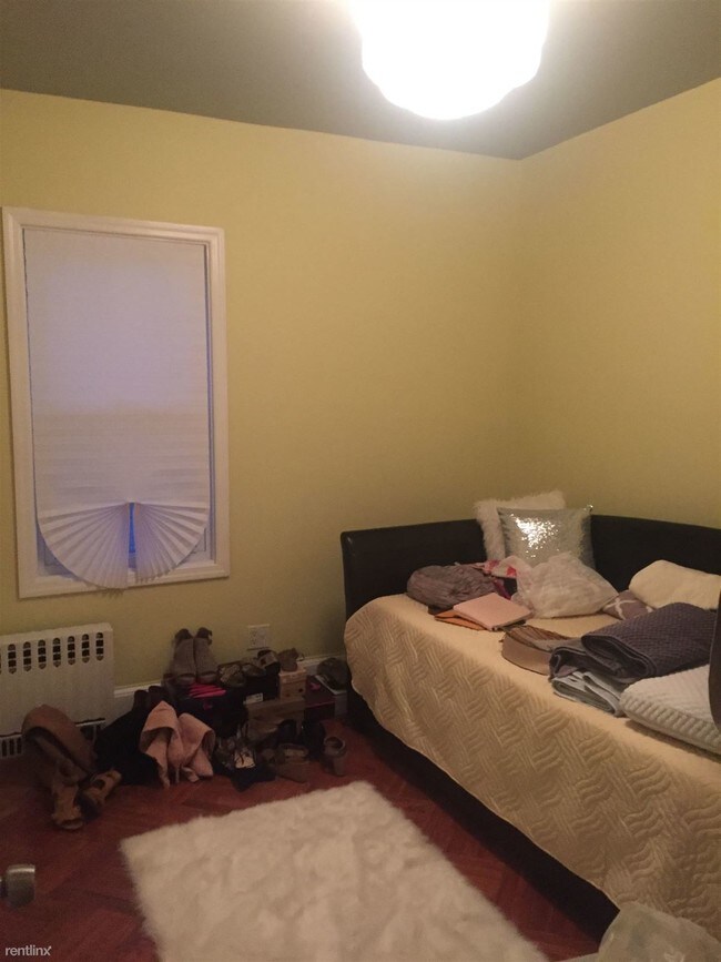 Foto del edificio - 1363 82nd St