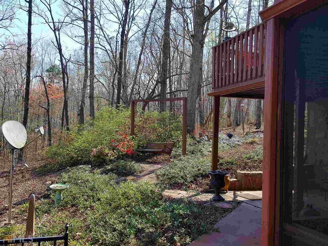 Foto del edificio - 234 Chandlers Ferry Dr