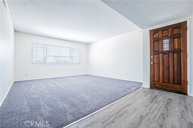 Foto del edificio - 20607 Wood Ave