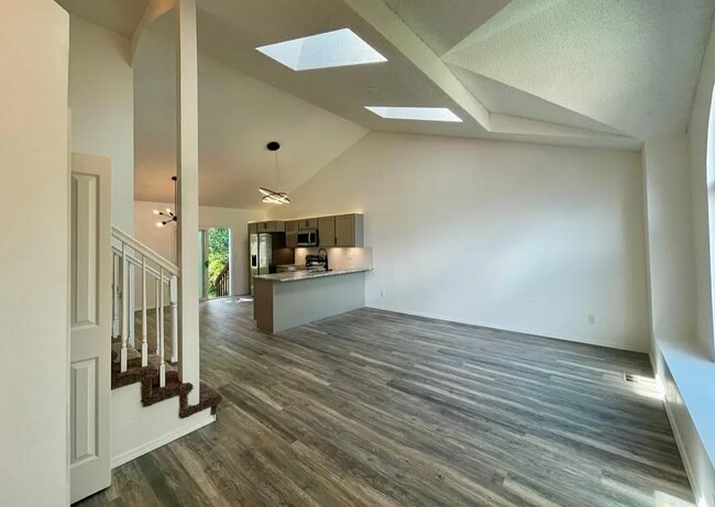 Building Photo - 8310 Turkey Run Dr
