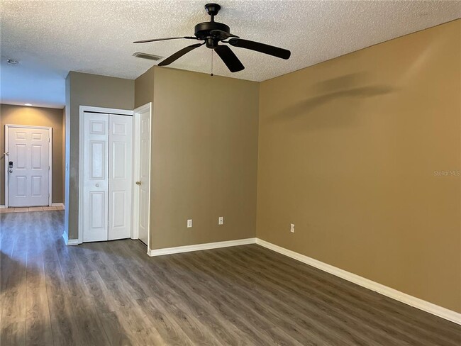 Building Photo - 30120 Barnaby Ln