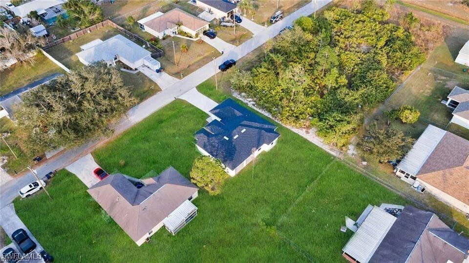 Foto principal - 3707 15th St W
