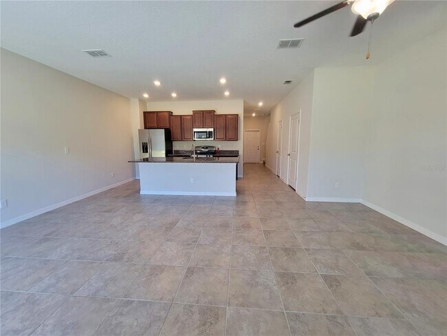Foto del edificio - 16922 Red Brick Ln