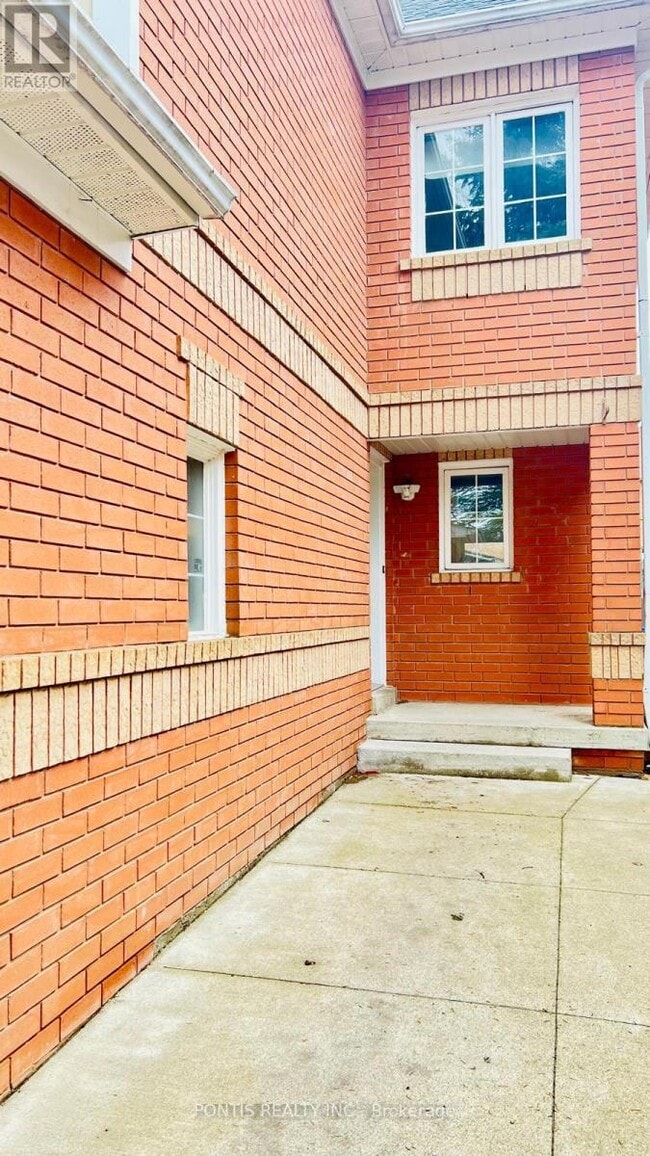 Building Photo - 33 Clover Bloom Rd