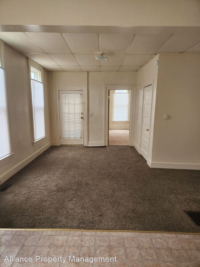 Foto del edificio - 3 br, 1.5 bath House - 802 W Jefferson Blvd