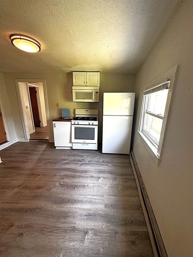 Photo - 50-52 North Ave Apartment