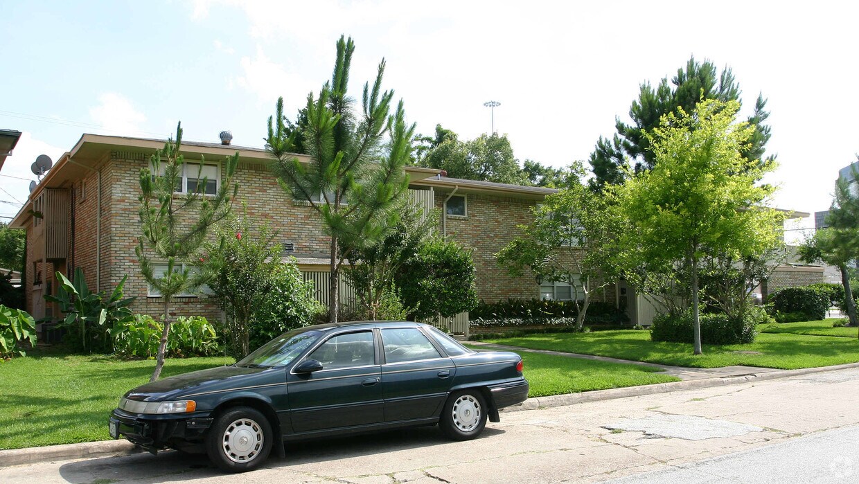 Foto del edificio - Oakshire Manor