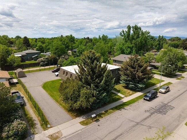 Building Photo - 405 N 16th Ave