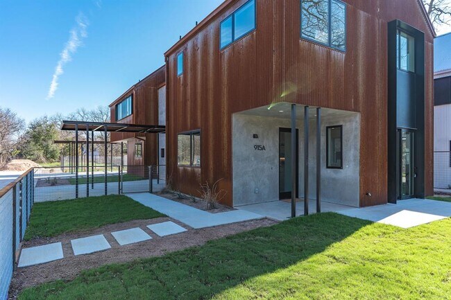 Foto del edificio - 915 Tillery St