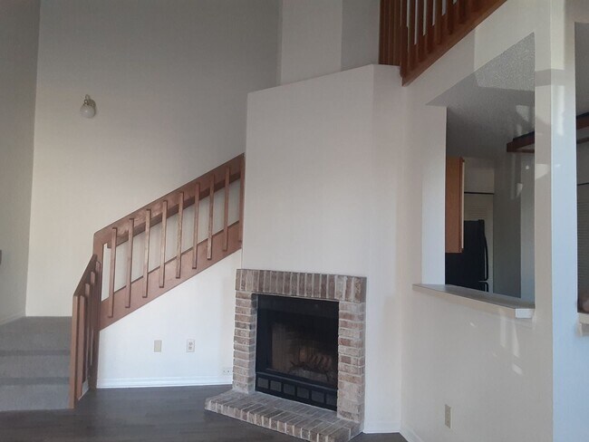 Foto del edificio - 2 br, 2 bath House - 630 STEAMBOAT COURT, ...
