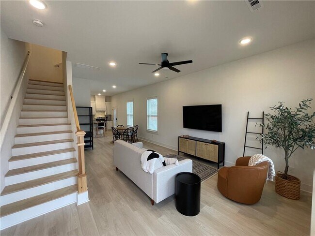 Foto del edificio - 1406 S Duncan Ave