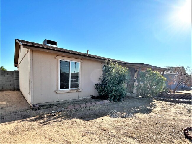 Building Photo - 6339 W Berkeley Rd