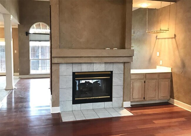 Foto del edificio - 1301 Berkeley Ct