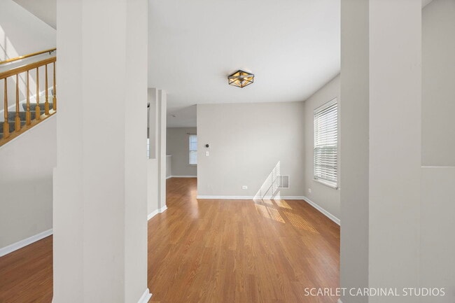 Building Photo - 413 Blue Ridge Dr