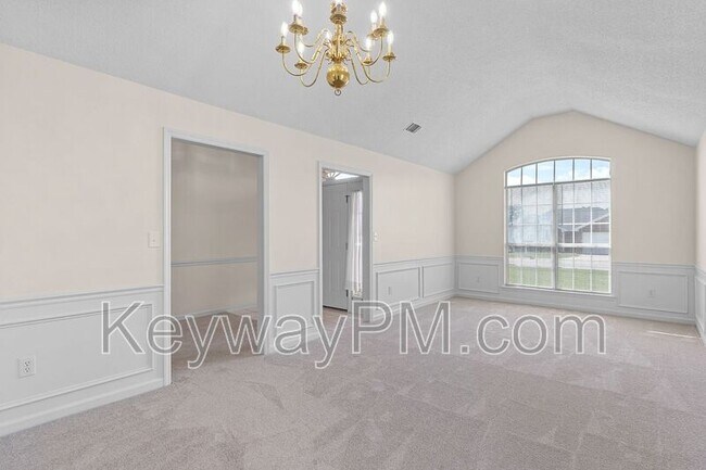 Building Photo - 224 Taylor Cir