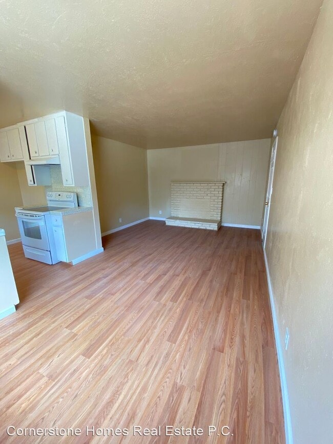 Building Photo - 3 br, 1 bath House - 4411 Esmar Rd