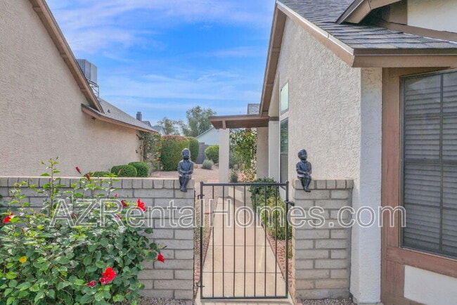 Foto del edificio - 1625 E Jerome Ave