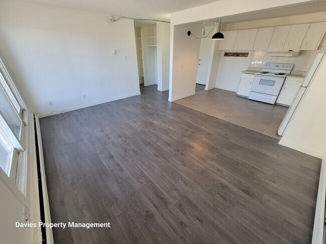 Photo du bâtiment - 8604 Gateway Blvd NW