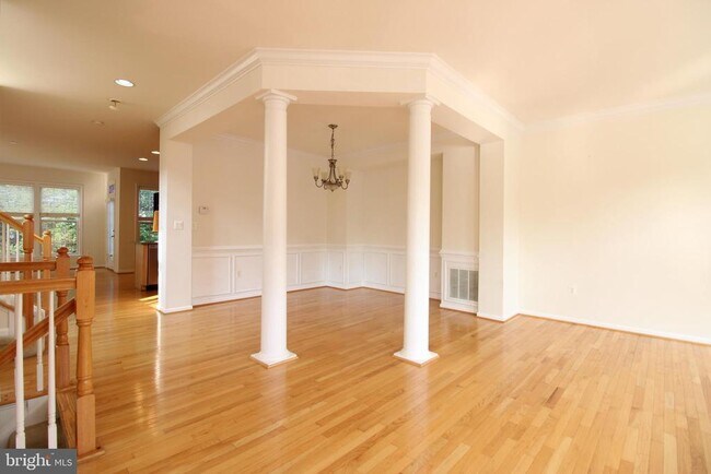 Building Photo - 13201 Windy Oak Way