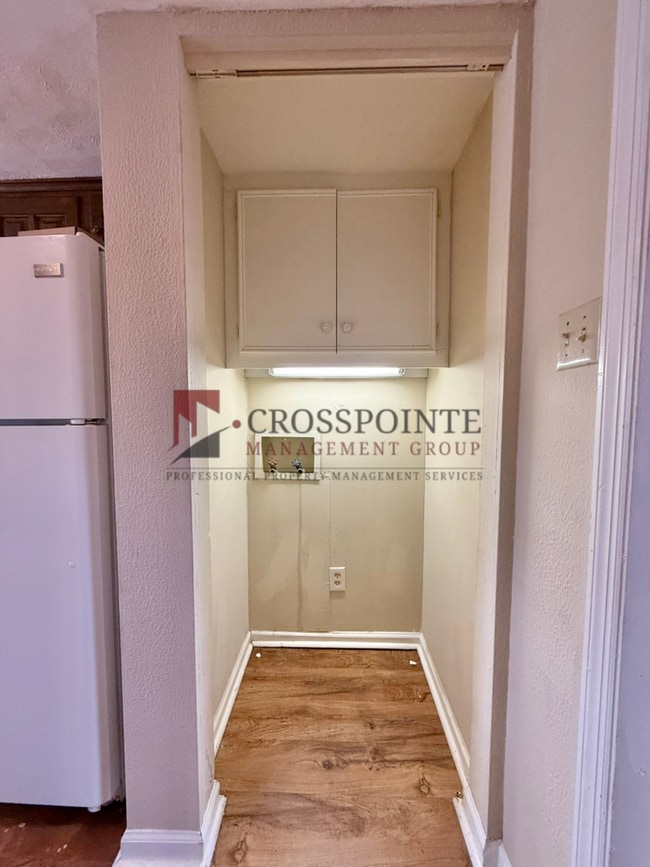 Building Photo - Delmar Dr. 2510/2512