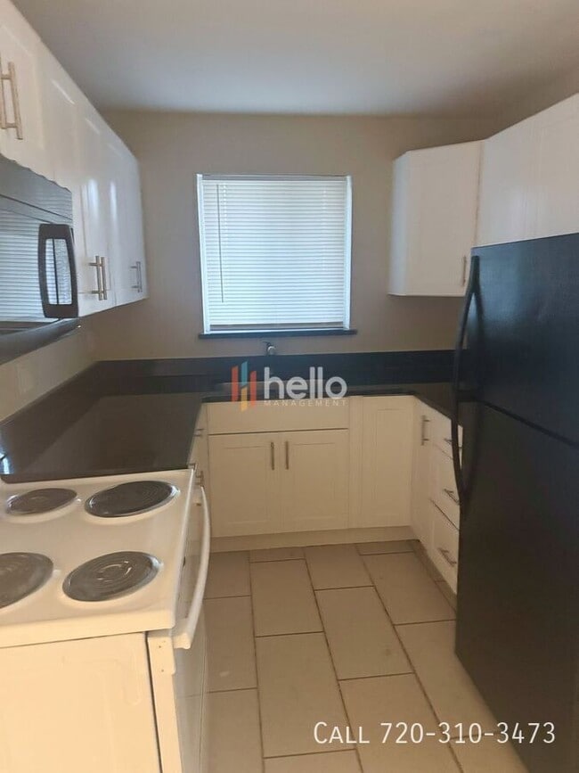 Building Photo - 1435 Otis St