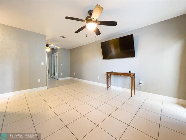 Foto del edificio - 1815 NW 41st St