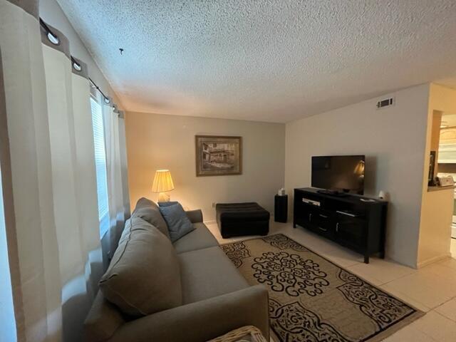 Foto del edificio - 2600 S Kanner Hwy
