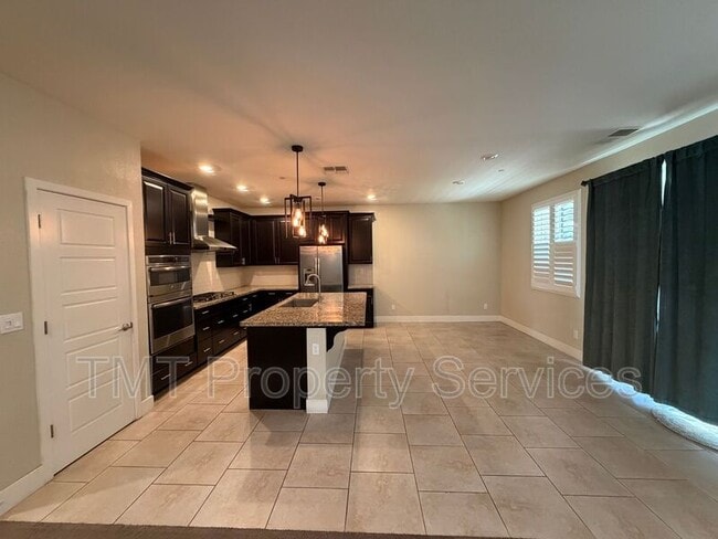 Building Photo - 9554 Sauterne Way