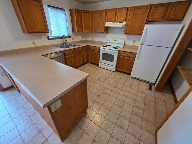 Foto del edificio - 4925 Coventry Ct