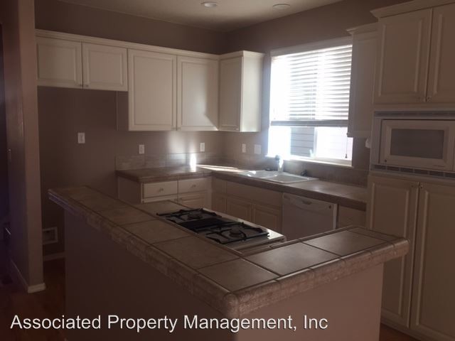 Foto del edificio - 1083 SE Tamora Ave