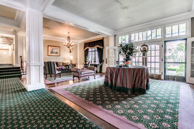 Building Photo - 1305 N Broom St