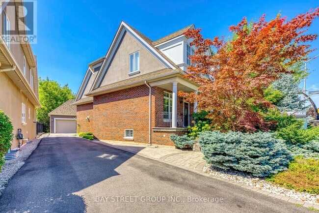 Photo du bâtiment - 2273 Woodfield Rd
