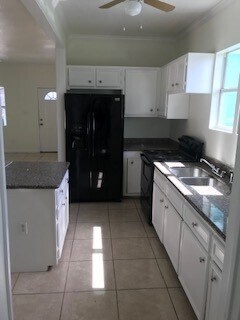 Foto principal - 5802 Avenue R