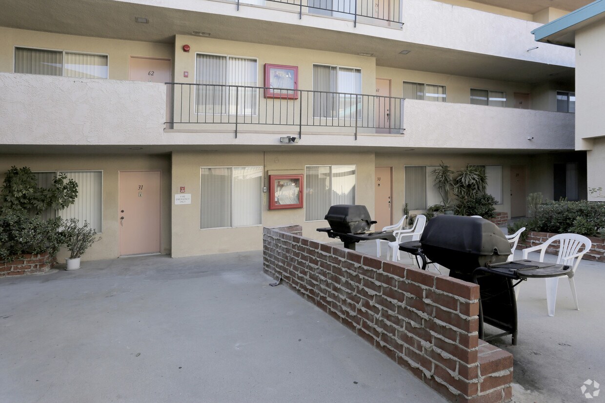 Buena Vida Apartment Homes Apartments in Torrance, CA Westside Rentals
