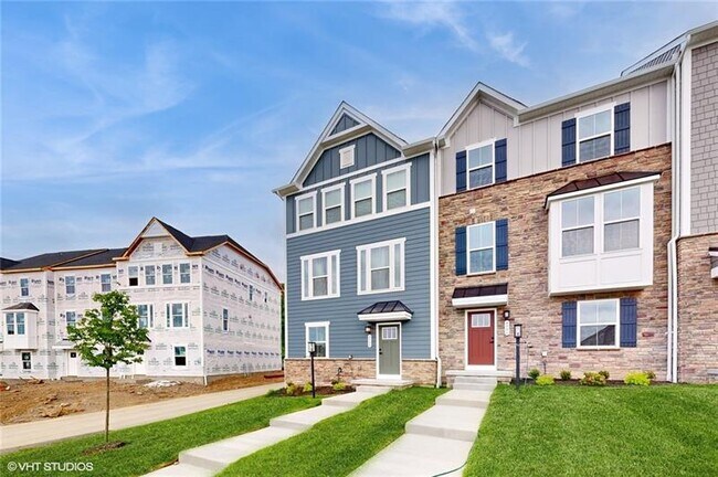 Building Photo - 4908 Spruce Rd