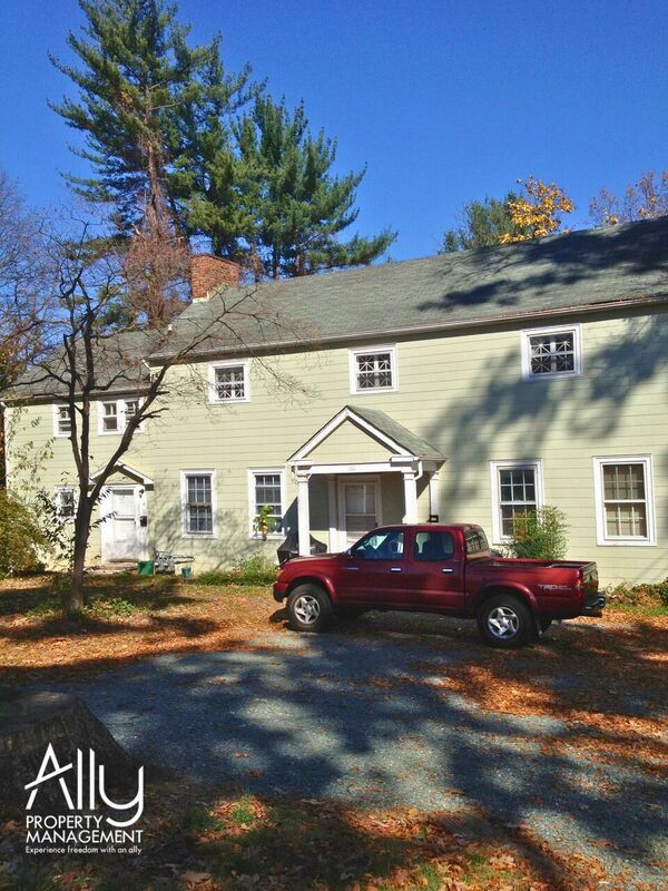 Photo - 114A Maywood Ln