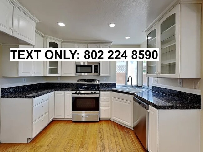 Building Photo - 28177 Orangegrove Ave