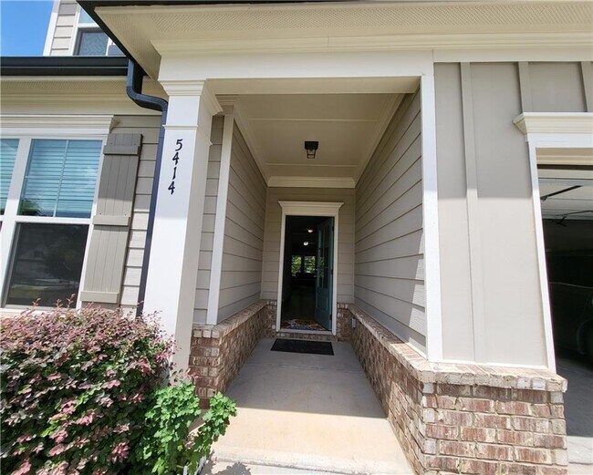 Building Photo - 5414 Town Square Way