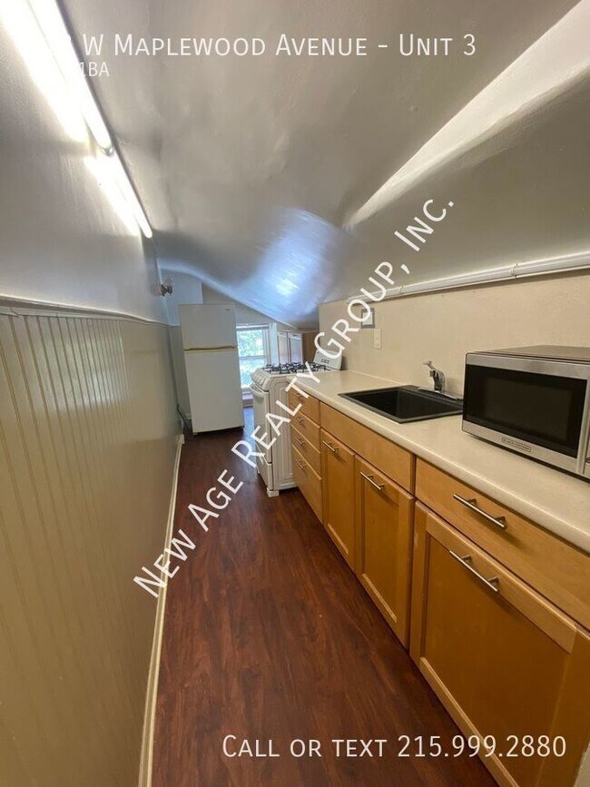 Foto del edificio - Welcome to 118 W Maplewood Unit 3!