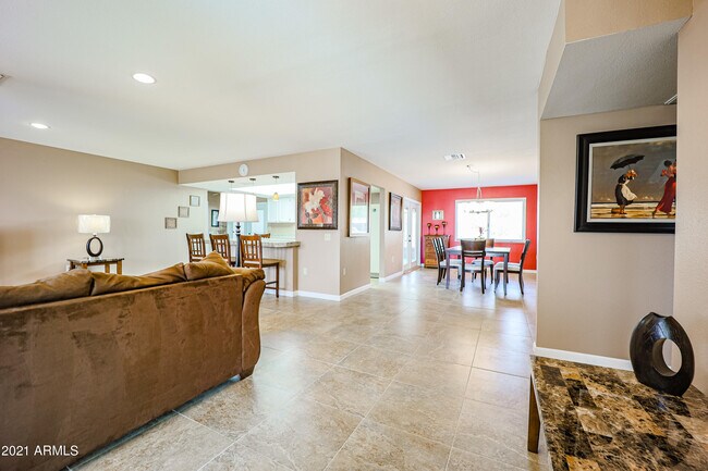 Building Photo - 12610 W Rampart Dr