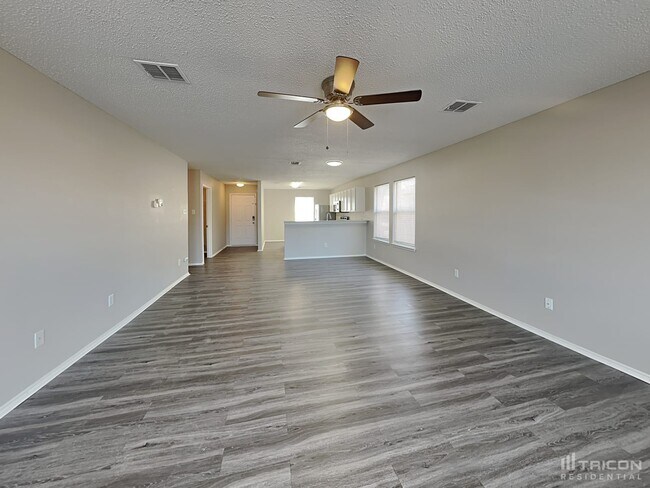 Building Photo - 2459 Marimont Ln